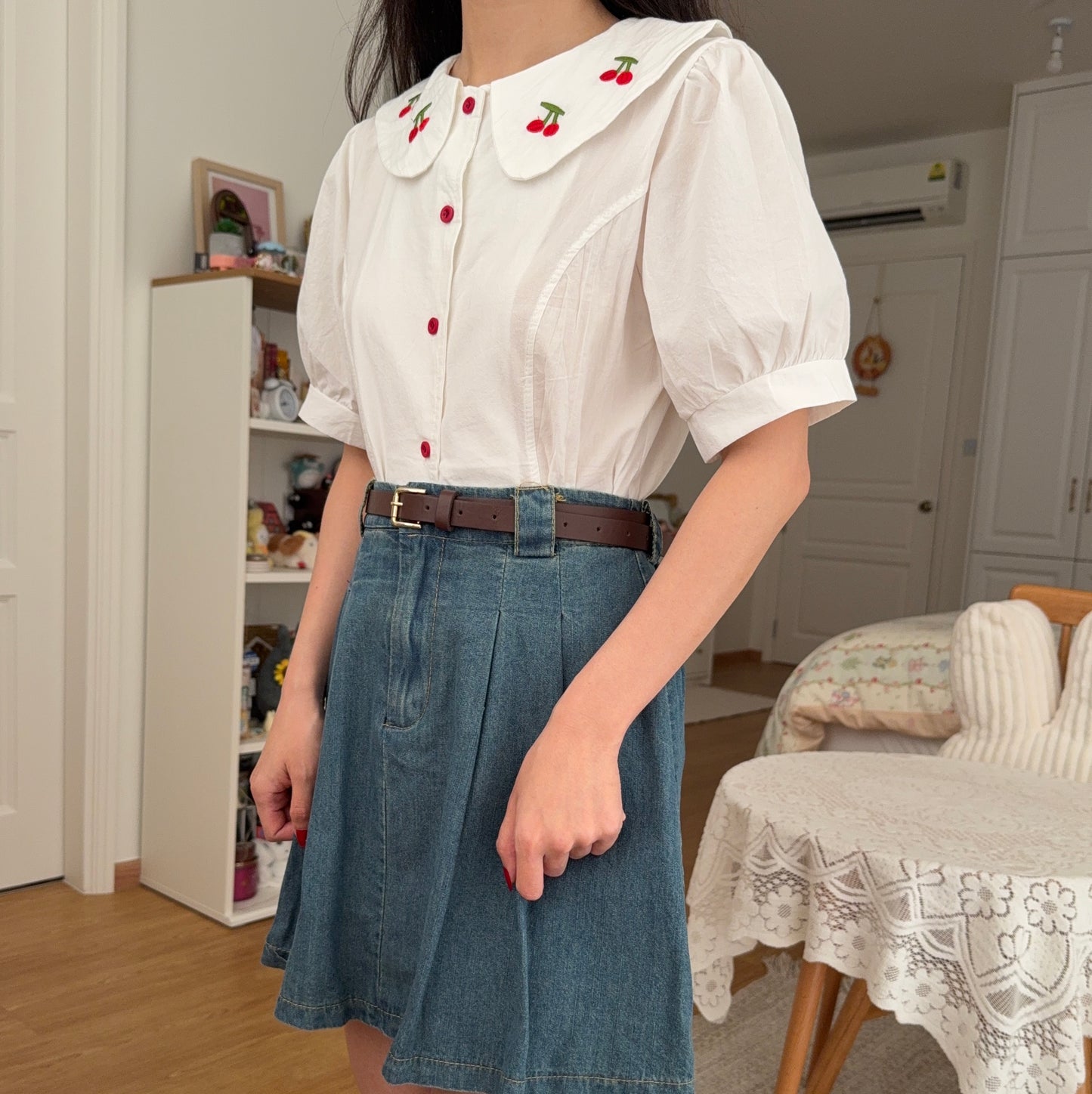 Double Cherry Cropped Blouse (White)