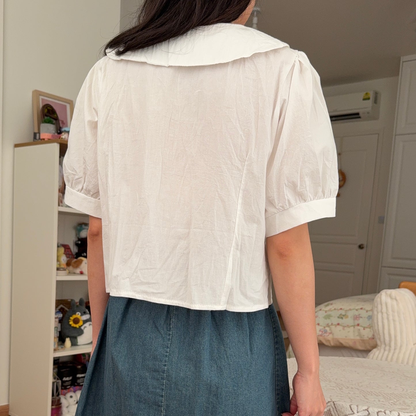 Double Cherry Cropped Blouse (White)