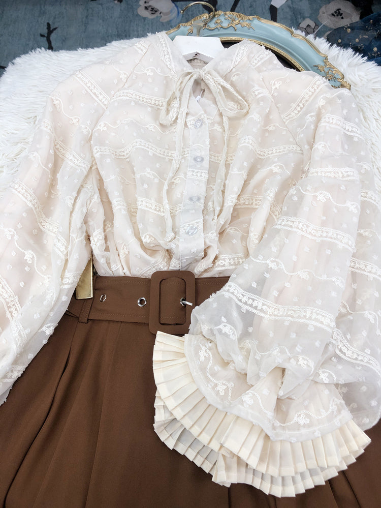 Dobby Puff Sleeve Blouse (Cream)