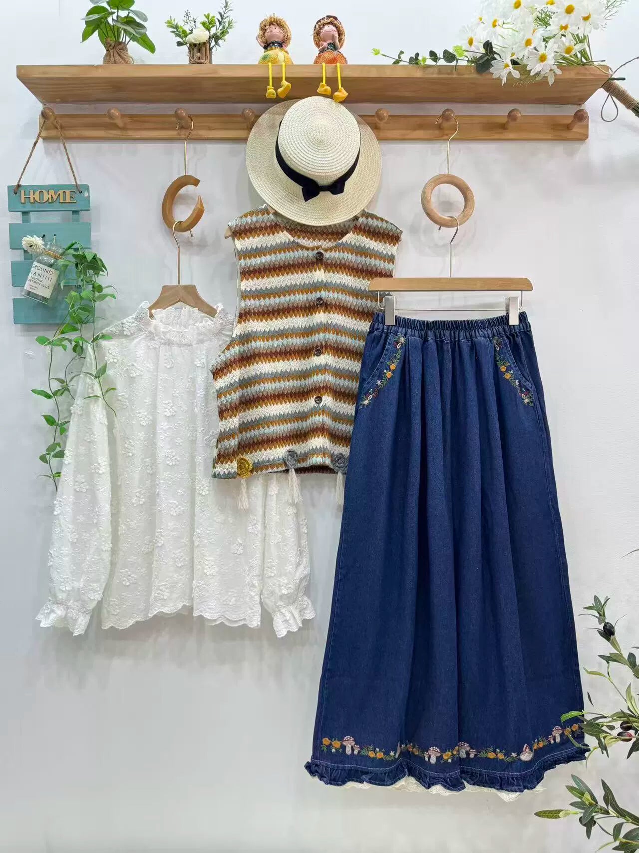 Forest Floor Embroidered Denim Pants (2 Colors)