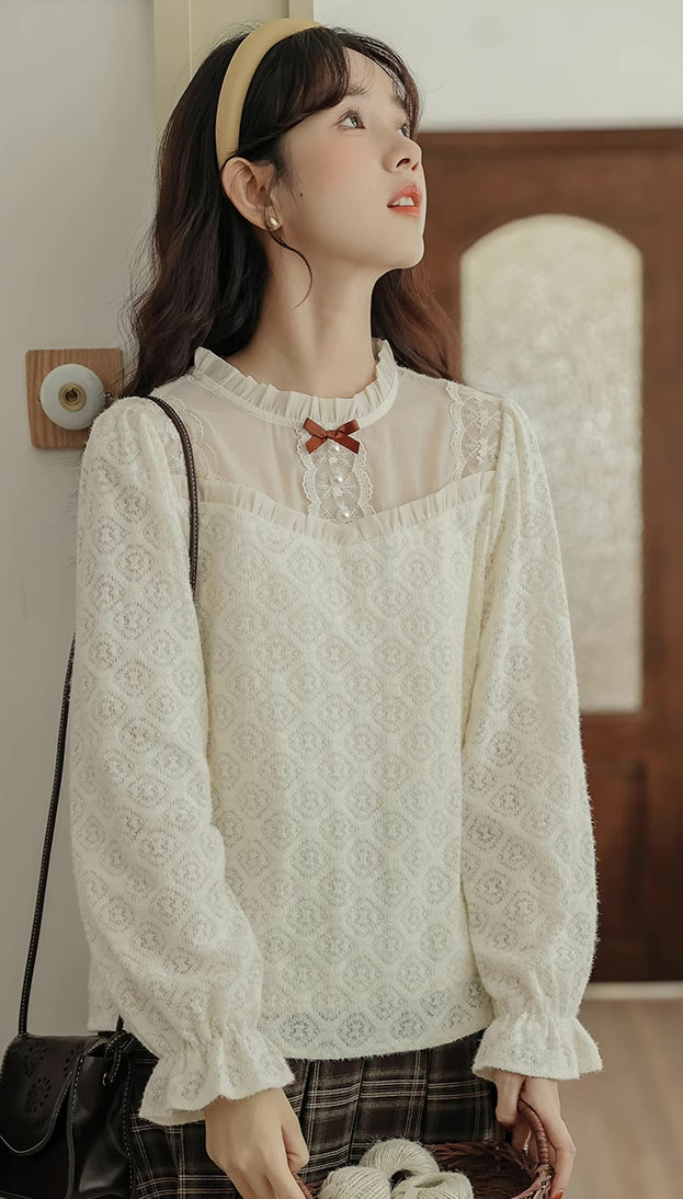 Sweet Lace Layering Blouse (Cream)