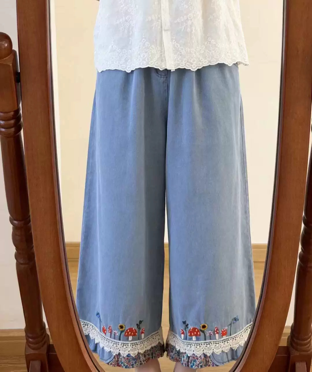 Mushroom Patchwork Embroidered Denim Pants (2 Colors)