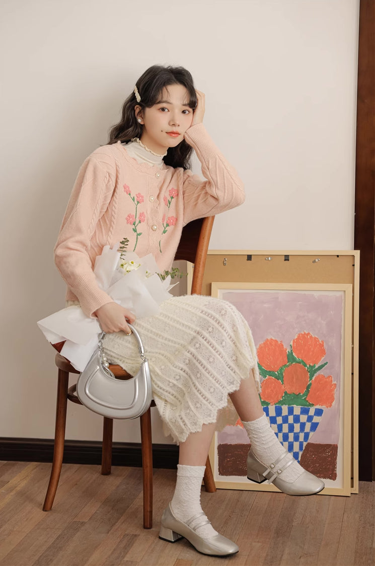 Sweet Floral Embroidered Cardigan (2 Colors)