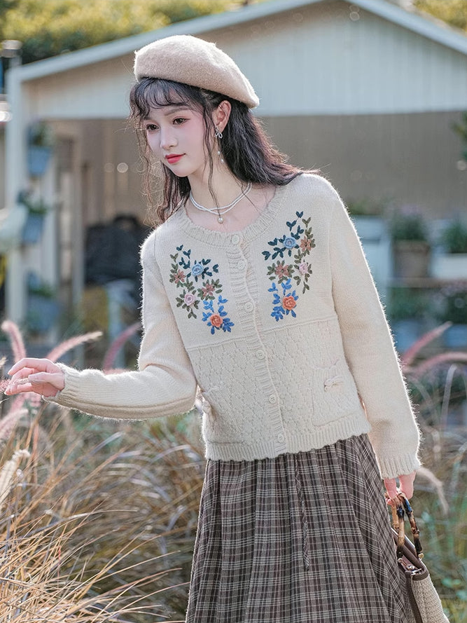 Grandma's Autumn Floral Embroidered Cardigan (2 Colors)