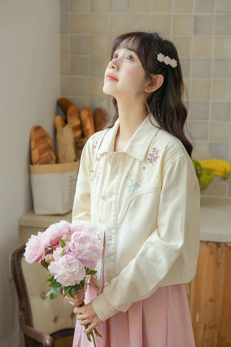 Ditsy Floral Embroidered Jacket (White)