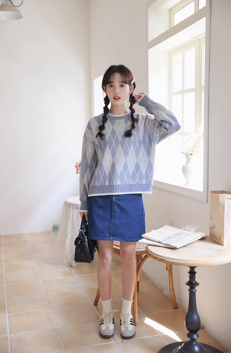 Argyle Plaid Sweater (2 Colors)