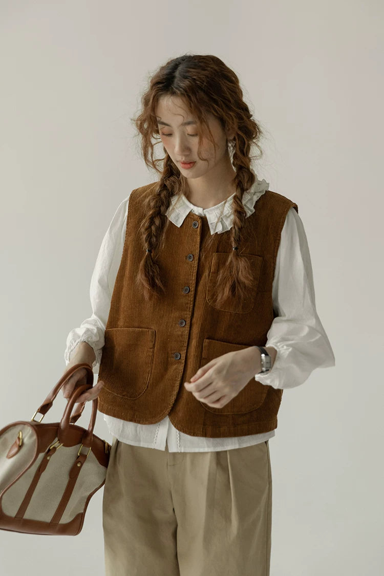 Corduroy Pocketful Vest (Brown)