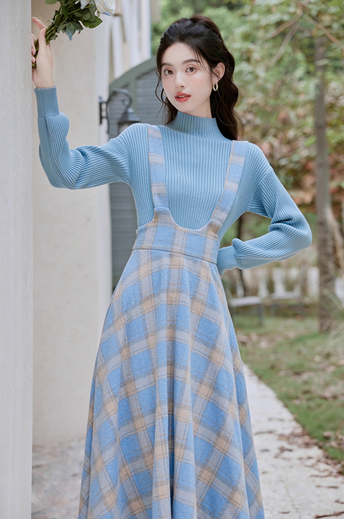 Frozen Sweater & Suspender Skirt Set (Blue/White)