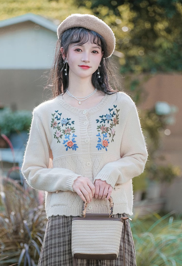 Grandma's Autumn Floral Embroidered Cardigan (2 Colors)