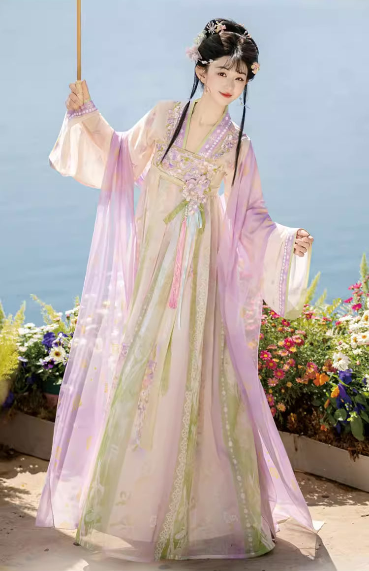 Wisteria Qixiong Ruqun Set (Green/Purple)