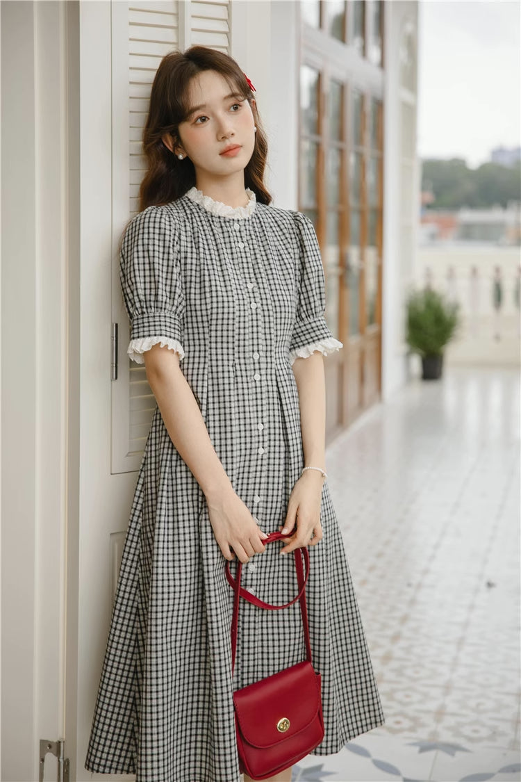 Button Up Plaid Midi Dress (Black/White)