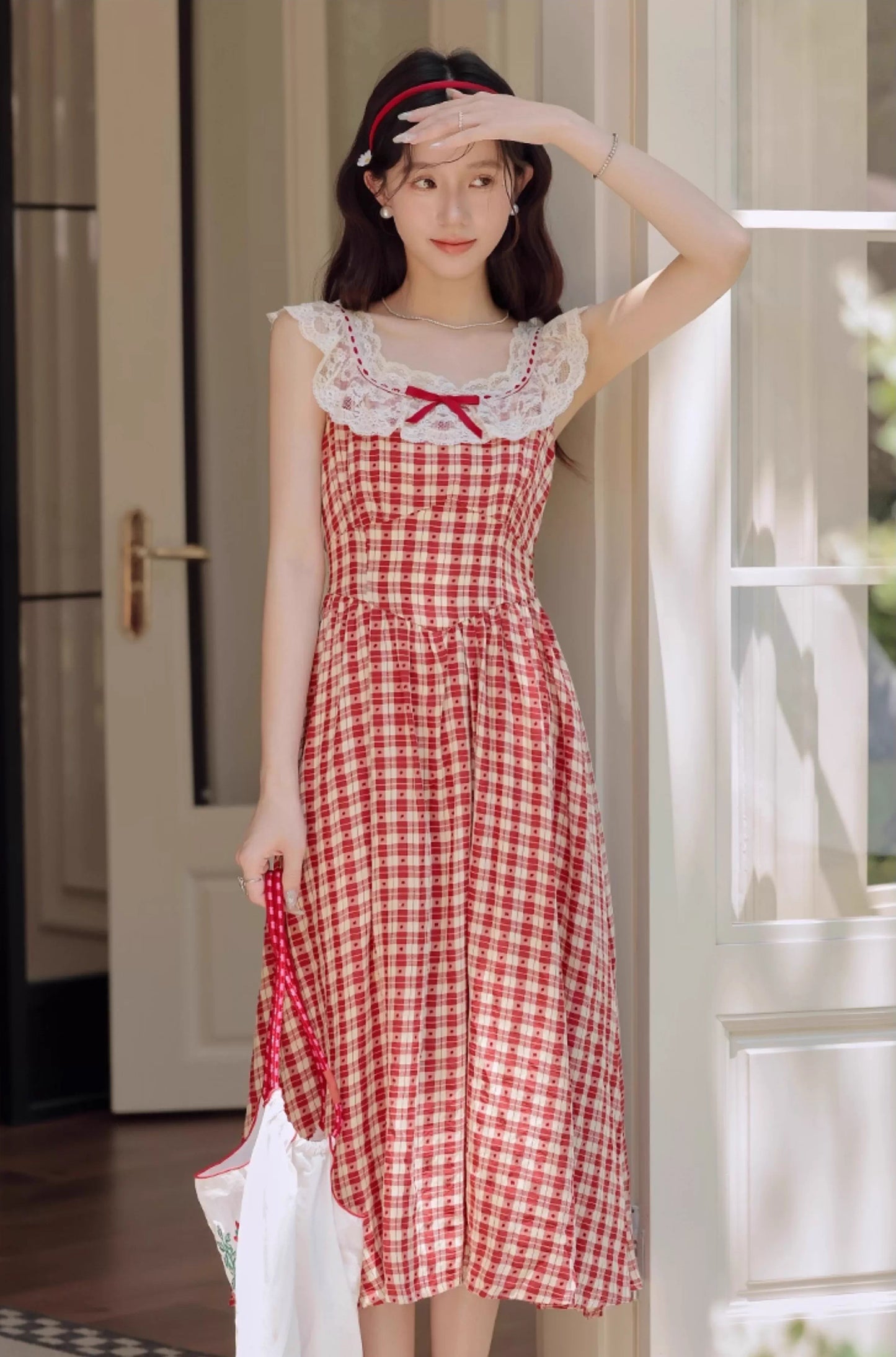 Picnic Plaid Sleeveless Midi Dress (Red)