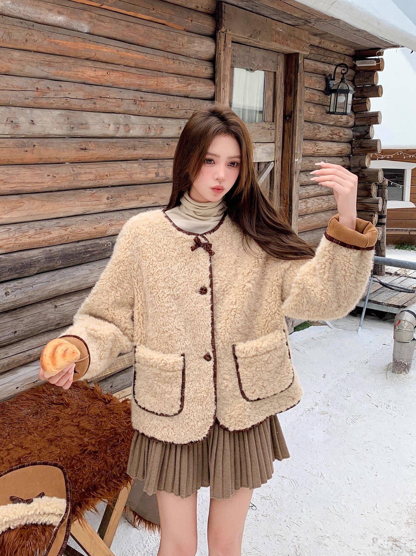 Round Neck Teddy Jacket (Khaki)
