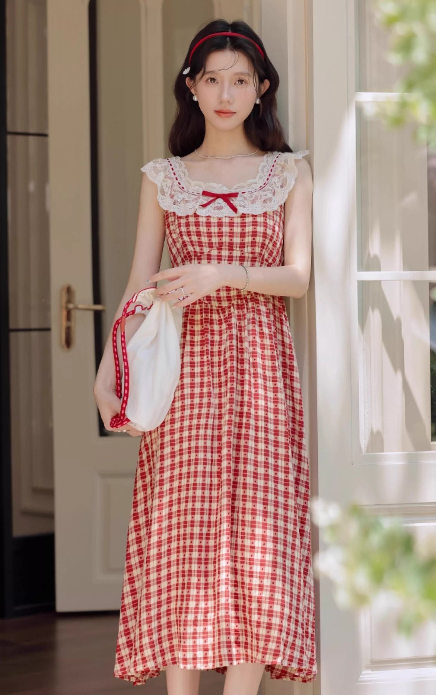 Picnic Plaid Sleeveless Midi Dress (Red)