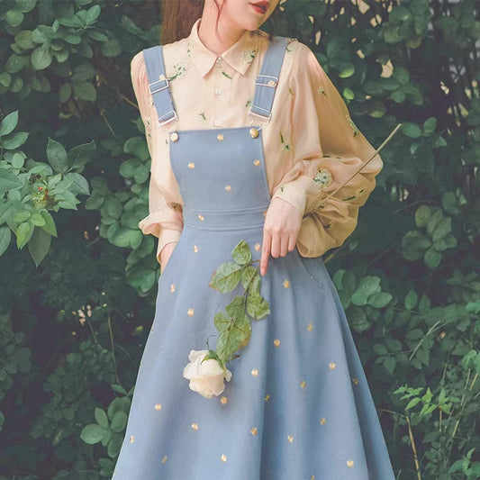 Delicate Daisy Embroidered Pinafore (Blue)