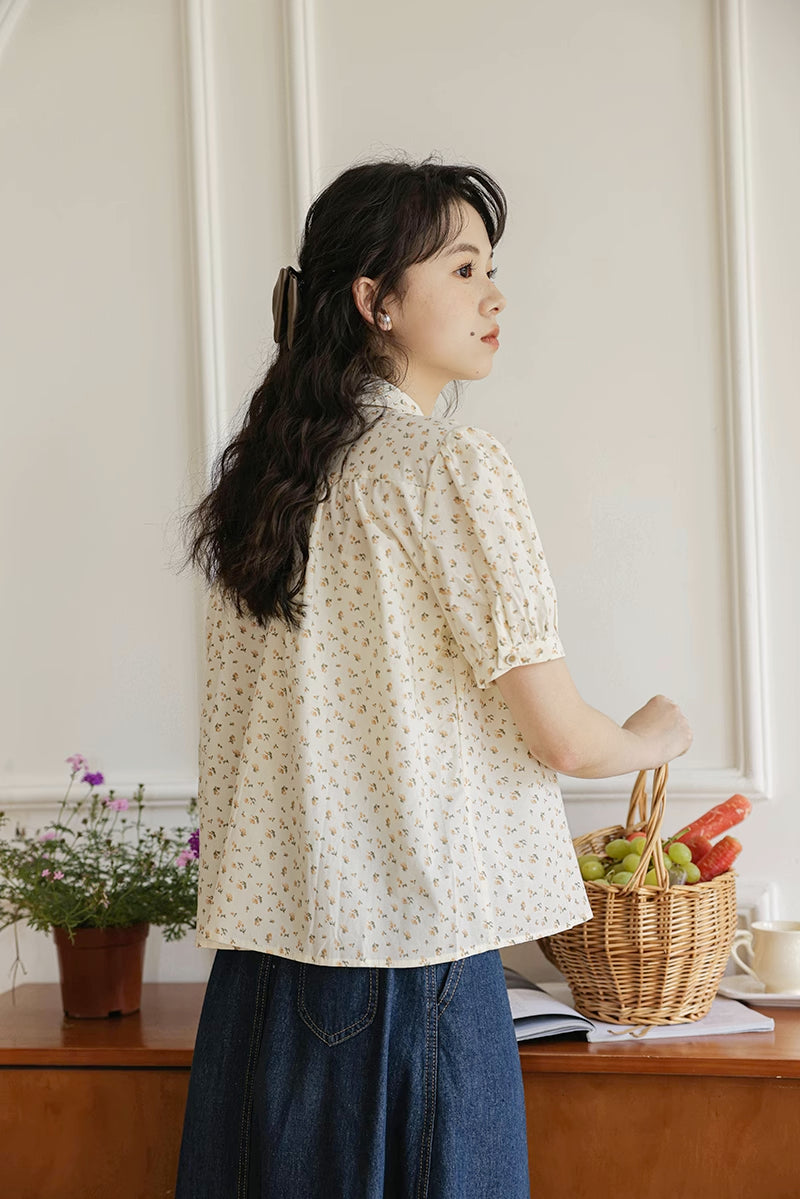 Ditsy Floral Blouse (Beige)