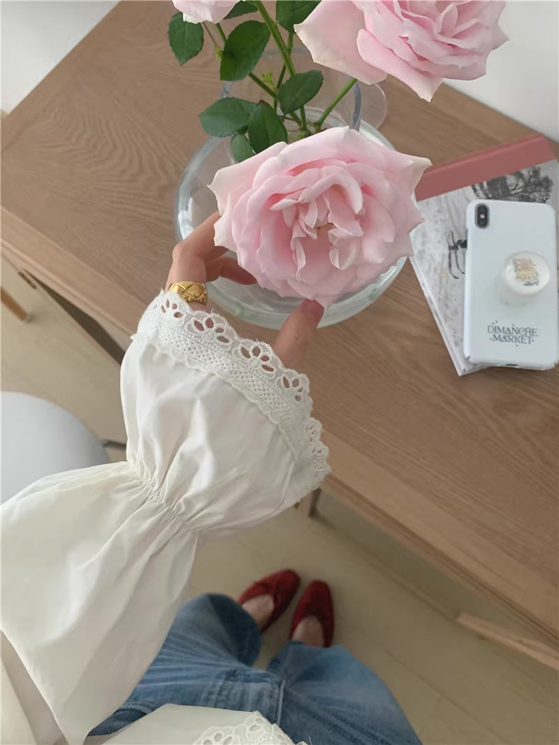 Floral Chain Embroidered Blouse (White)