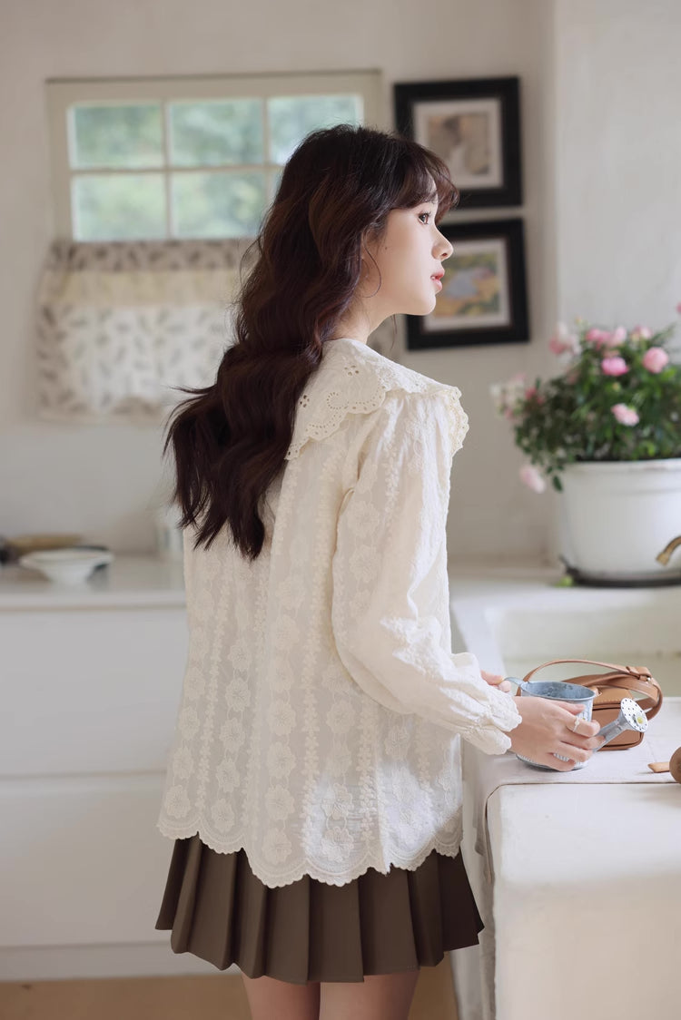 Floral Broderie Blouse (2 Colors)