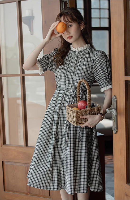 Button Up Plaid Midi Dress (Black/White)