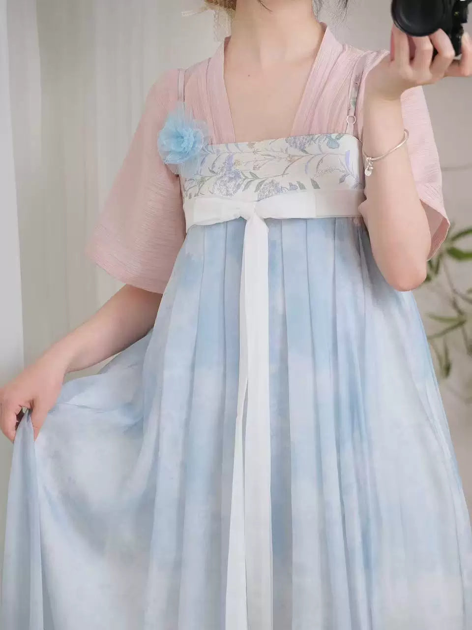Misty Clouds Qixiong Dress (Pink/Blue)