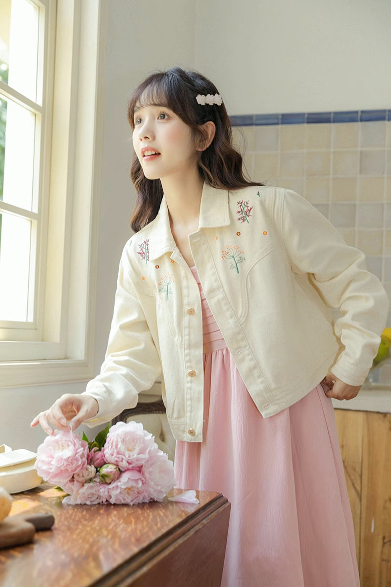 Ditsy Floral Embroidered Jacket (White)