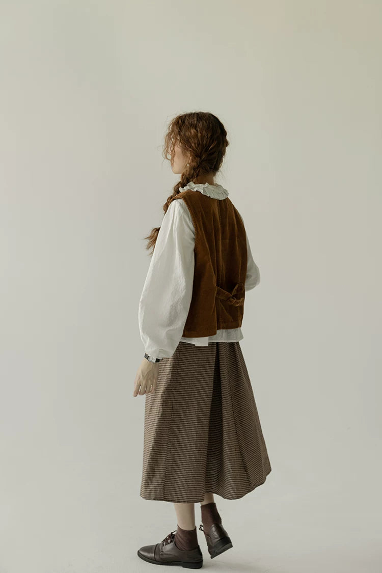 Corduroy Pocketful Vest (Brown)