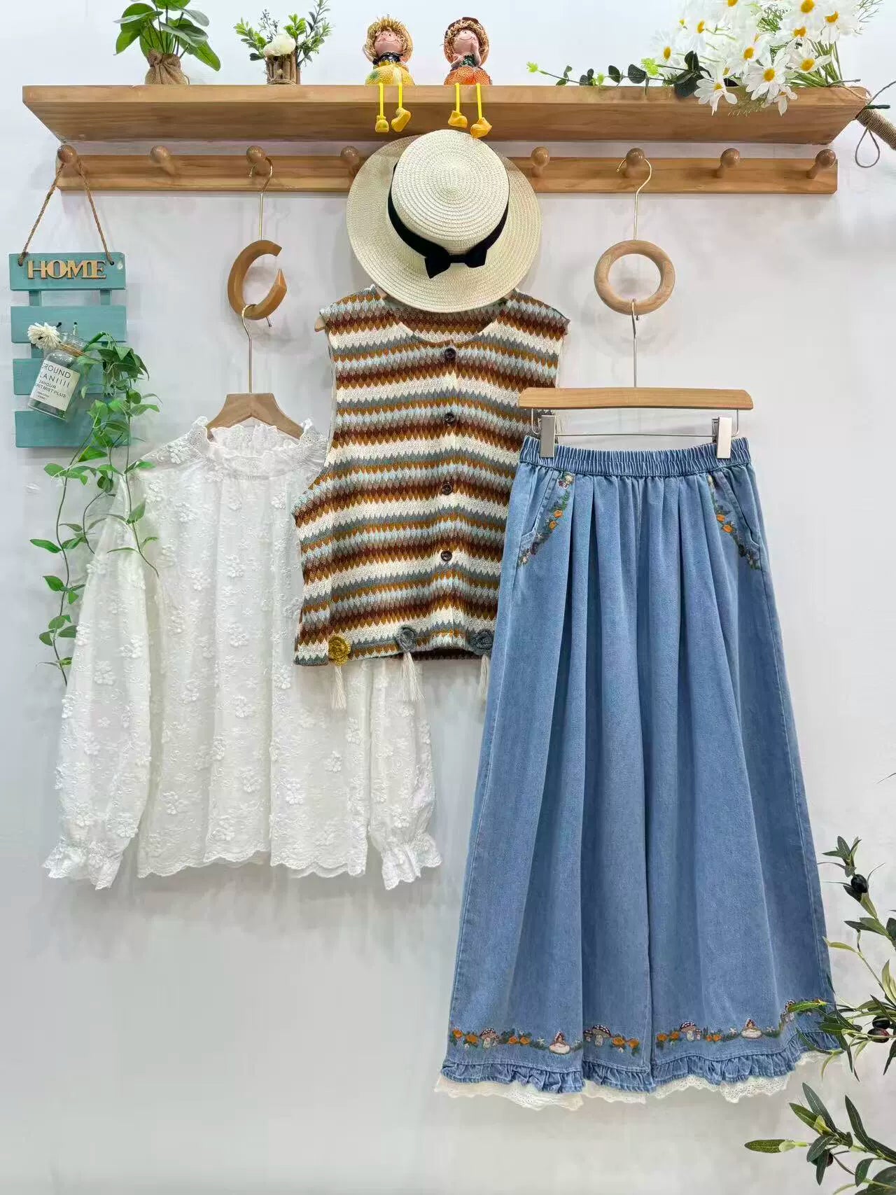 Forest Floor Embroidered Denim Pants (2 Colors)
