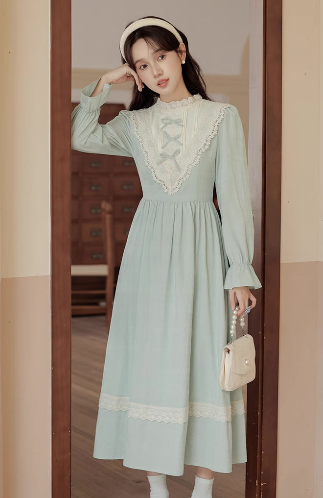 Mint Bows Midi Dress (Eggshell Blue)