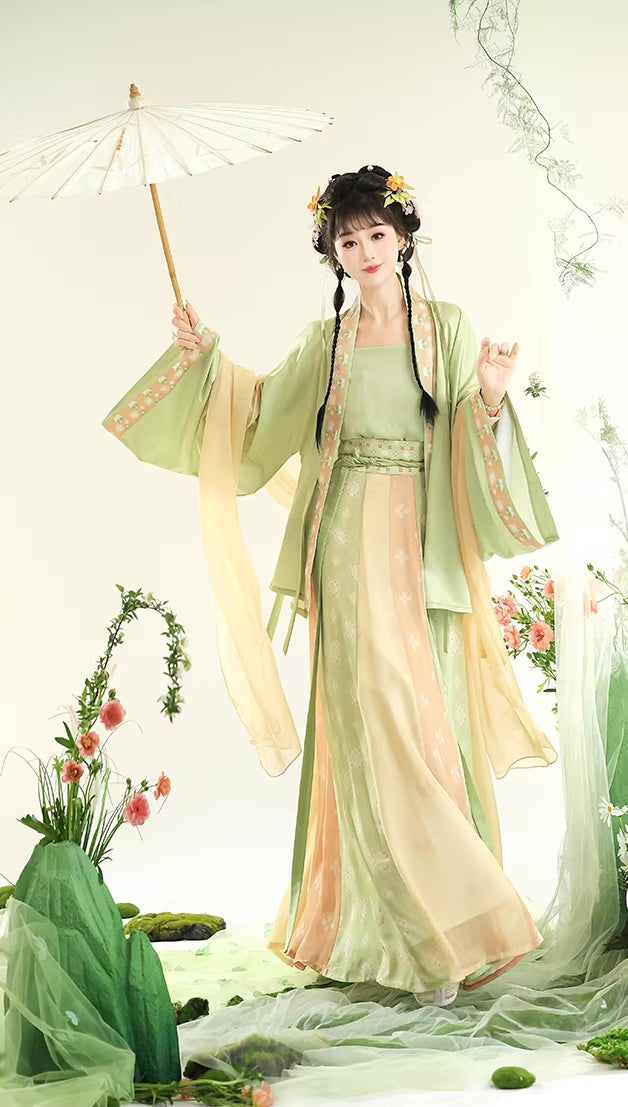 Knowing Spring Xiyi Poqun Set (2 Colors)