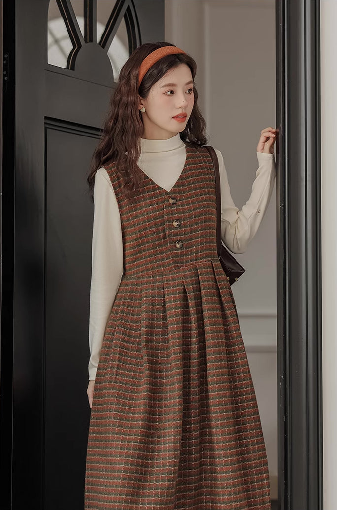 Fallen Leaves Plaid Pinafore Dress Set (Brown)