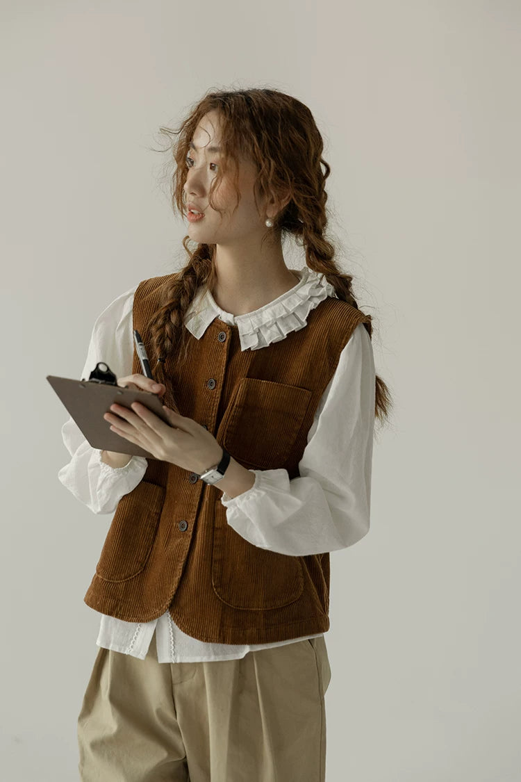 Corduroy Pocketful Vest (Brown)