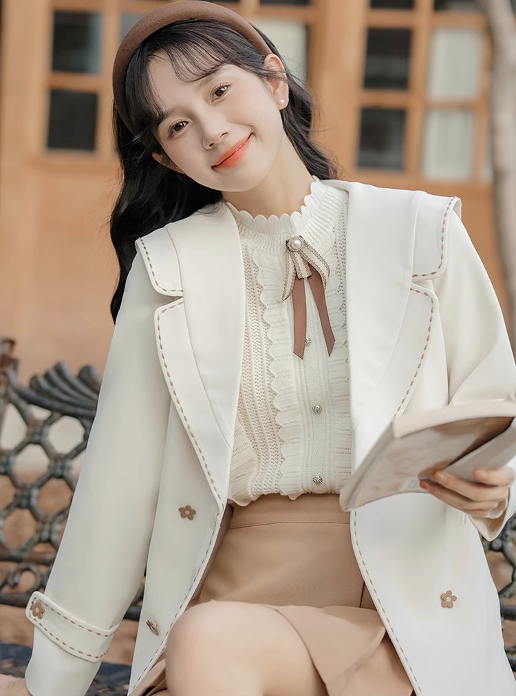 Flower Pop Short Trench Coat (Off-White)