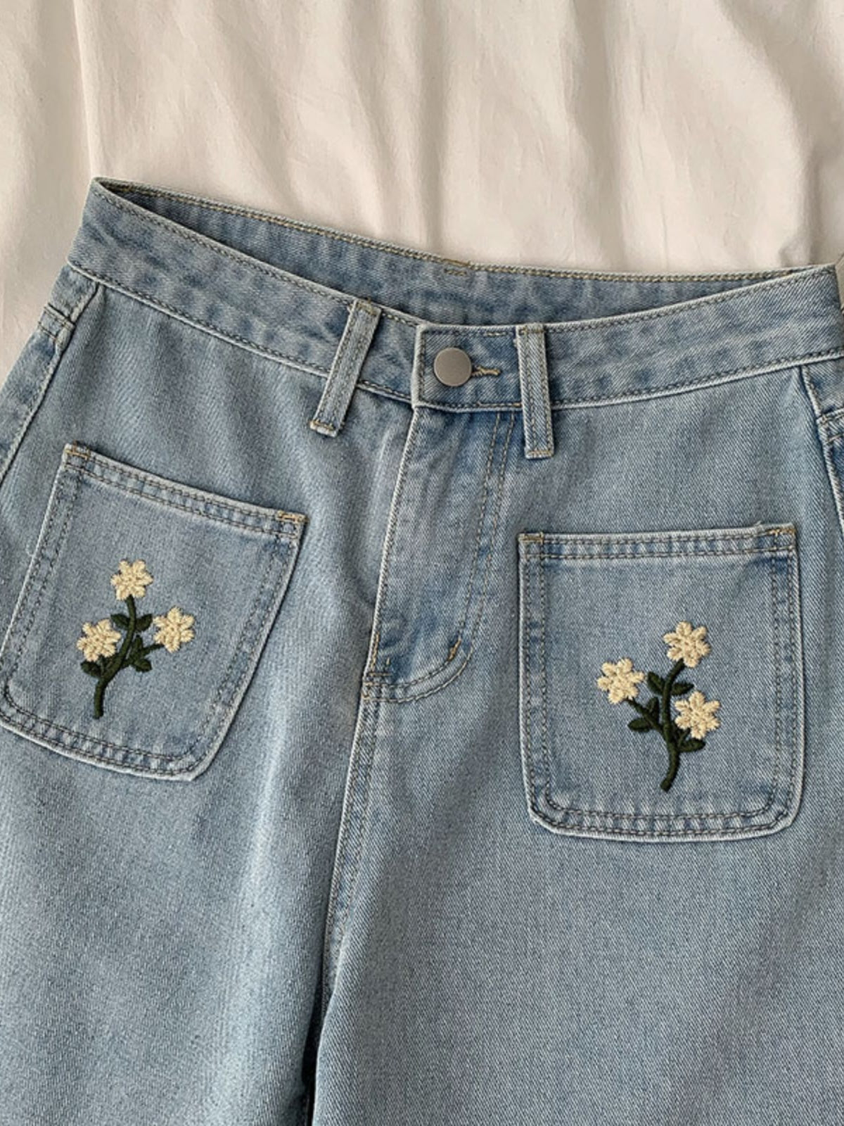 Posy Pockets Embroidered Shorts (Light Denim)