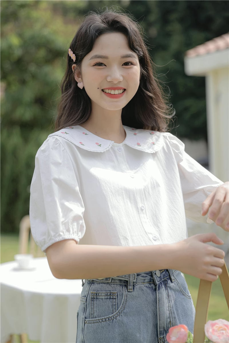 Budding Blossoms Short Sleeve Blouse (2 Colors)