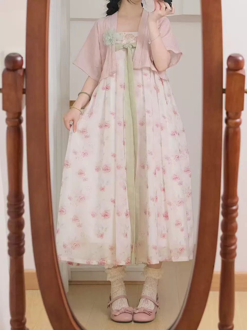 Sweet Rose Qixiong Dress (Pink/White)