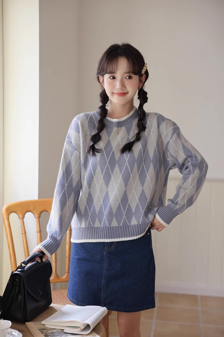 Argyle Plaid Sweater (2 Colors)