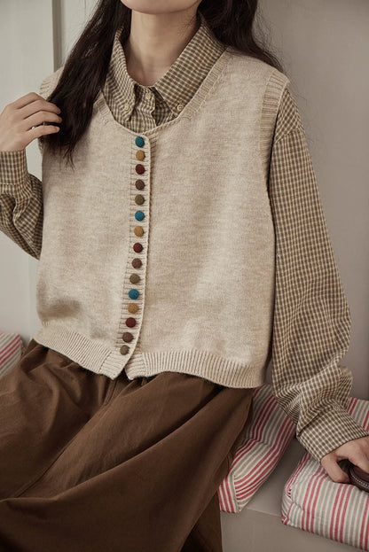 Chocolate Buttons Knitted Vest (2 Colors)