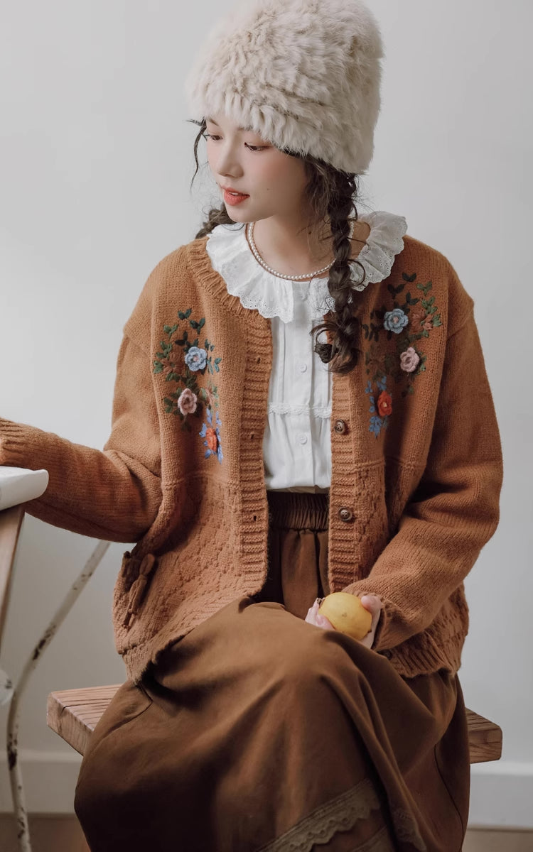 Grandma's Autumn Floral Embroidered Cardigan (2 Colors)