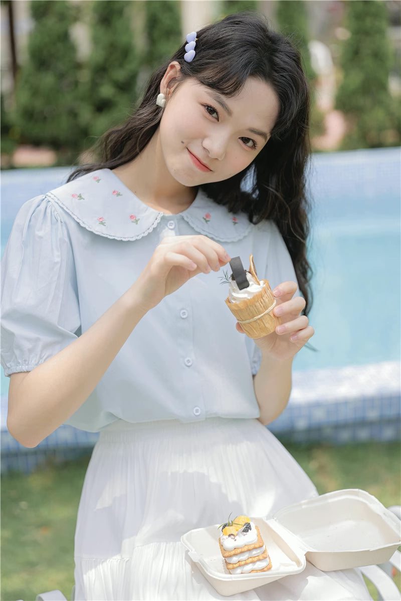 Budding Blossoms Short Sleeve Blouse (2 Colors)