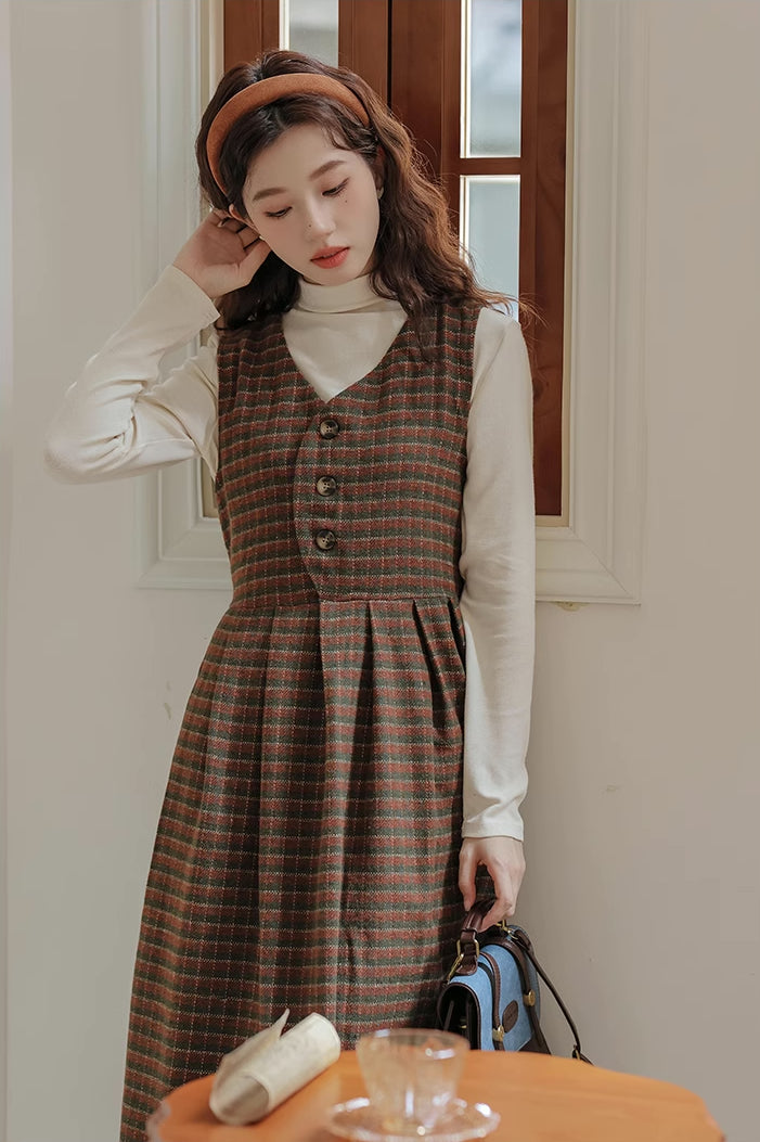 Fallen Leaves Plaid Pinafore Dress Set (Brown)