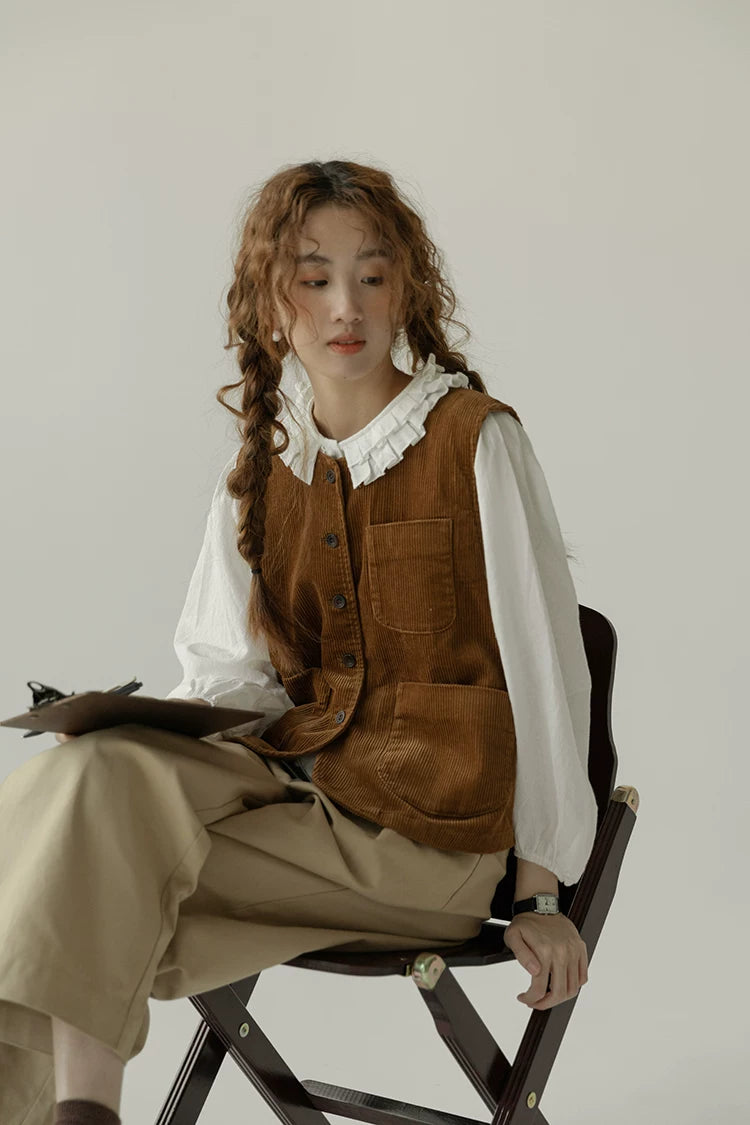 Corduroy Pocketful Vest (Brown)