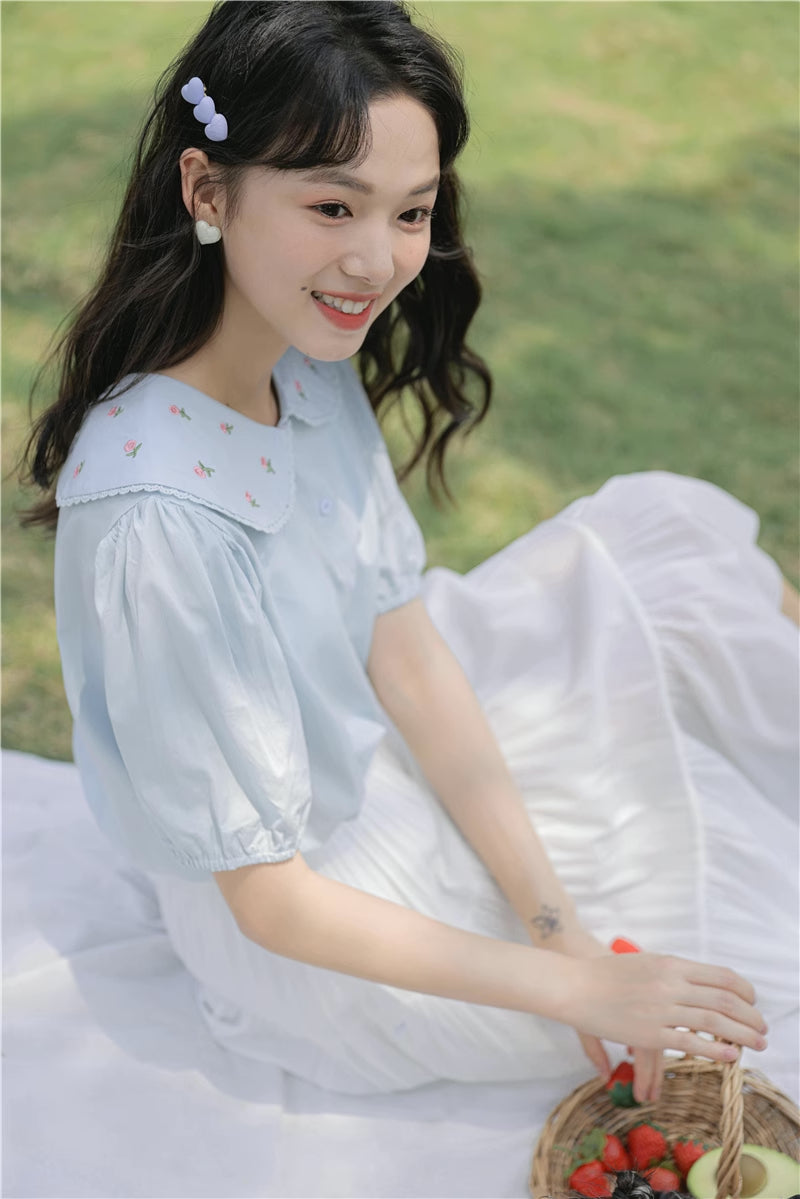 Budding Blossoms Short Sleeve Blouse (2 Colors)
