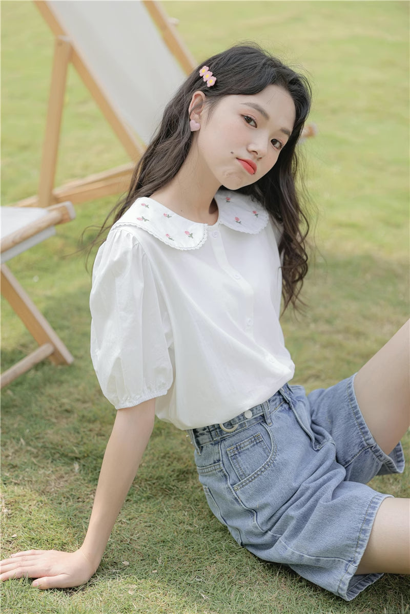 Budding Blossoms Short Sleeve Blouse (2 Colors)
