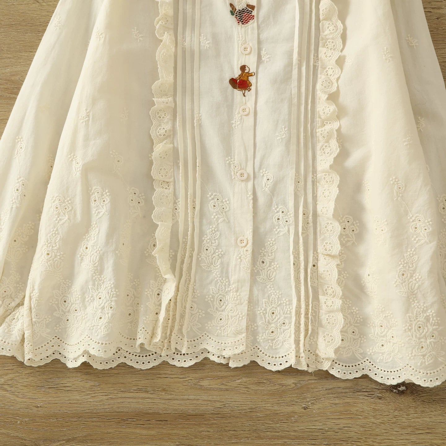 Strawberry Picnic Embroidered Blouse (2 Colors)