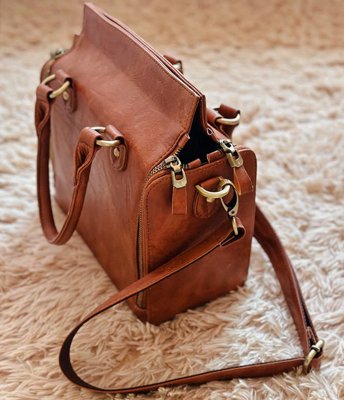 Traveller's Carry-All Bag (Cognac Brown)