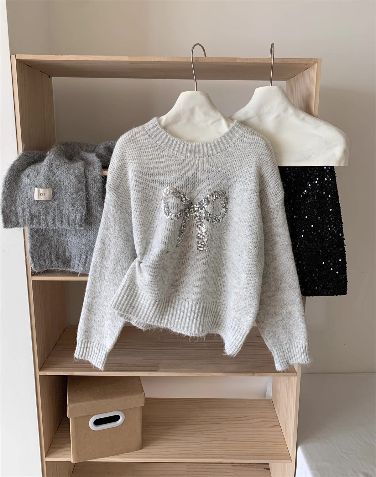 Sequin Bow Sweater (Grey)