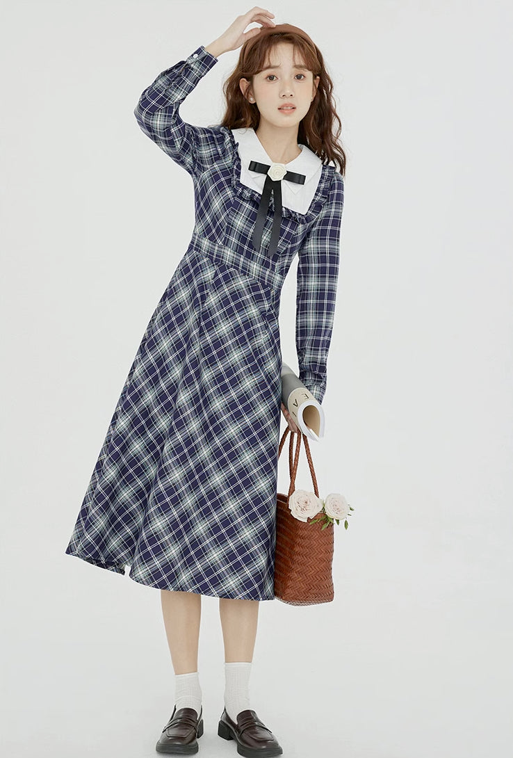 Uni Plaid Midi Dress (Navy)