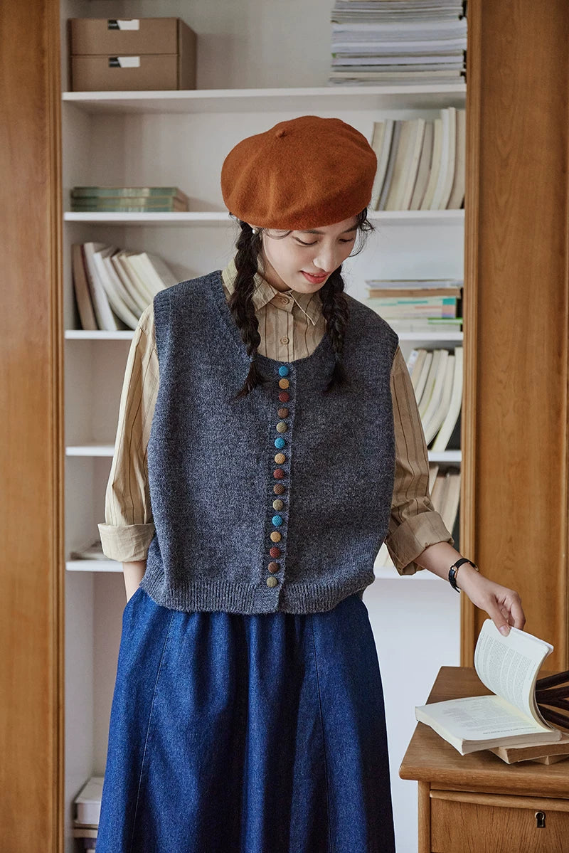 Chocolate Buttons Knitted Vest (2 Colors)