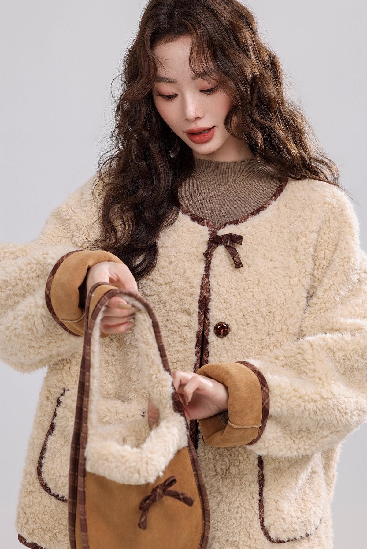 Round Neck Teddy Jacket (Khaki)