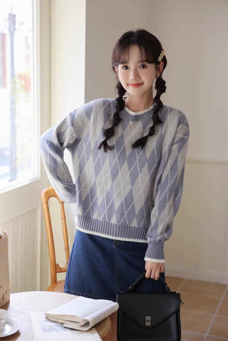 Argyle Plaid Sweater (2 Colors)